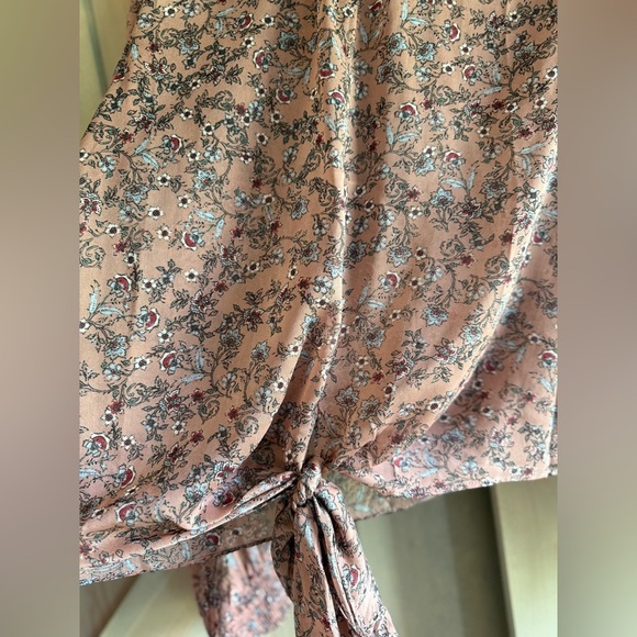 NWOT Mystree Dusty Pink** Tie Front Chiffon Blouse - Picture 8 of 8